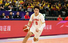 楊瀚森19分，中國男籃勝關(guān)島晉級(jí)亞洲杯小組第一。