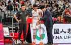 山東男籃戰(zhàn)廣州，三連勝在望，爭四傳好音，邱彪避杜鋒之失。