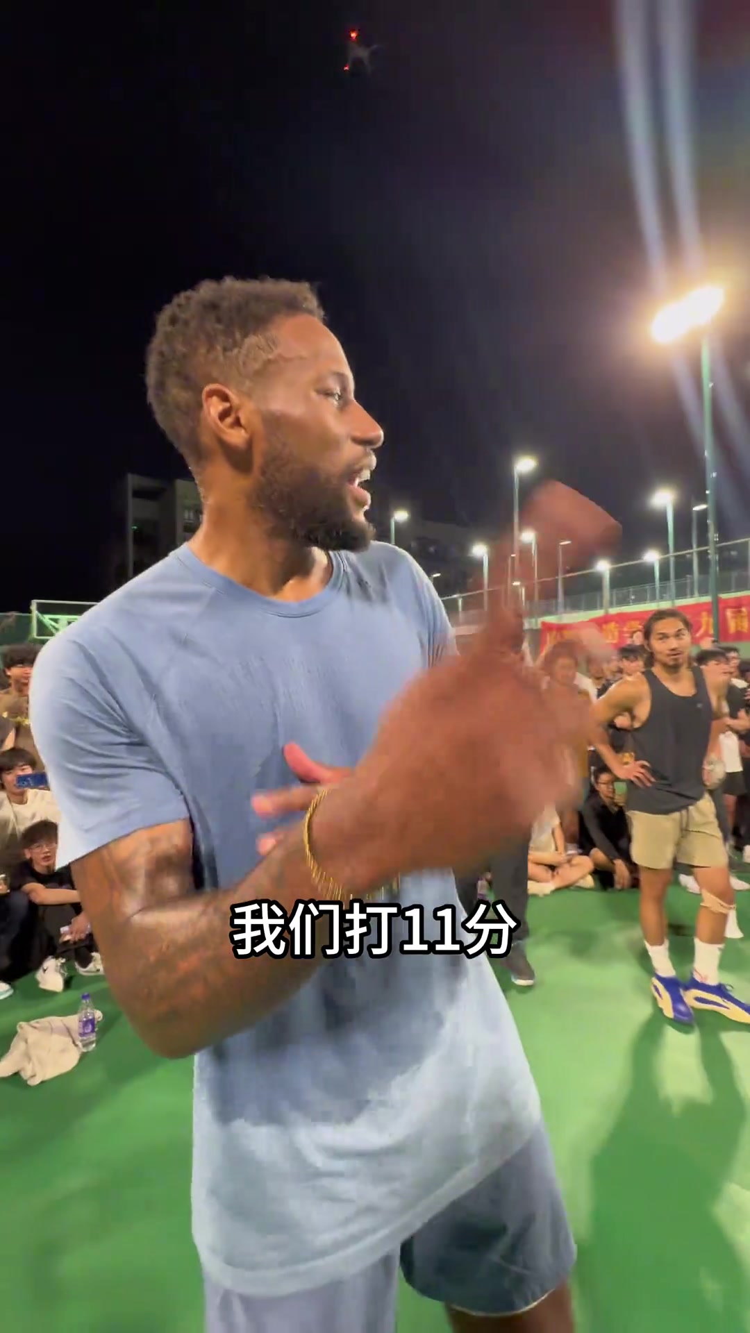 雞腿諾前男友程鑫凱跟威姆斯單挑，職業(yè)跟業(yè)余差距還是挺大啊