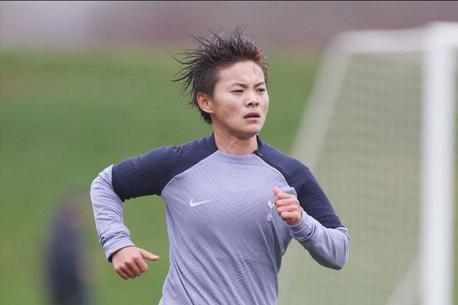 吳海燕唐涵失球，陳晨撲救兩球，武漢女足進亞冠四強