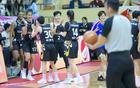 廣東女籃奪冠慶功宴，鄭薇出席，三大功臣受訪