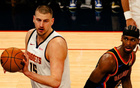 年薪高，NBA球星退步快，食之無味棄之可惜，即將退役。