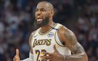 NBA湖人遭黑，老詹受打壓，東契奇摔倒為犯規(guī)，應罰球。