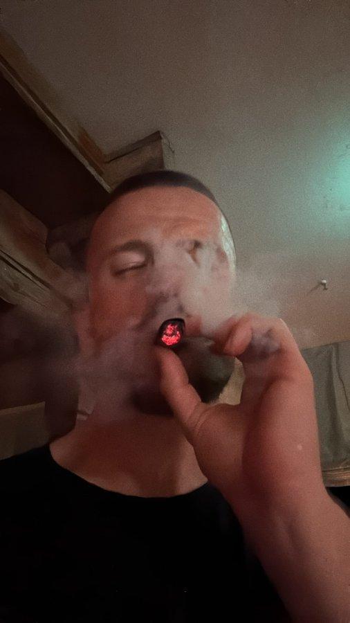 冠軍之味，戴爾抽雪茄慶首冠！