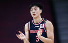 胡明軒三選一下家，交易開(kāi)啟；楊鳴戲謔裁判，閆軍熱搜。