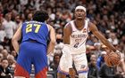 42+22巨星，NBA首人，超巨變水貨，不配MVP。