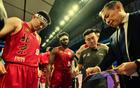 大魔王26+13，杰曼16+14，布朗44+7救主，北京負(fù)廣廈。