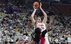 女籃大勝印尼51分，張子宇內(nèi)線稱霸，李夢接班人三分亮眼。