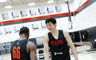 香港混血中鋒助戰(zhàn)公牛NBA夏聯(lián)，CBA狀元實力引矚目