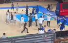 遼魯U(kuò)21賽場沖突激烈，拳腳相向，球場成武林對決。