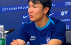鄧卓翔淚灑賽場，球隊五輪不勝，球迷倒戈，不滿情緒爆發(fā)。36歲老將心酸。